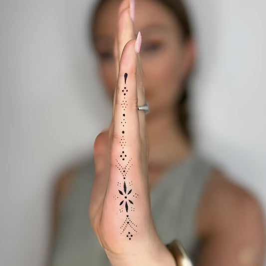 Mini Finger Ornamente - Henna Tattoo Schweiz