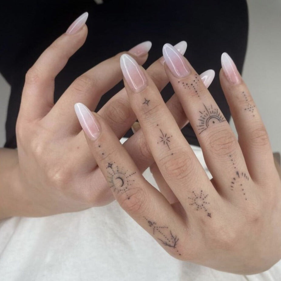 Finger Ornamente Tattoos - Henna Tattoo Schweiz