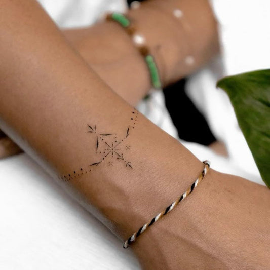 Fineline Armband Tattoo