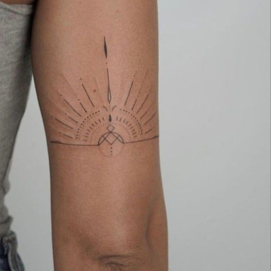 Sonne Fineline Arm Tattoo